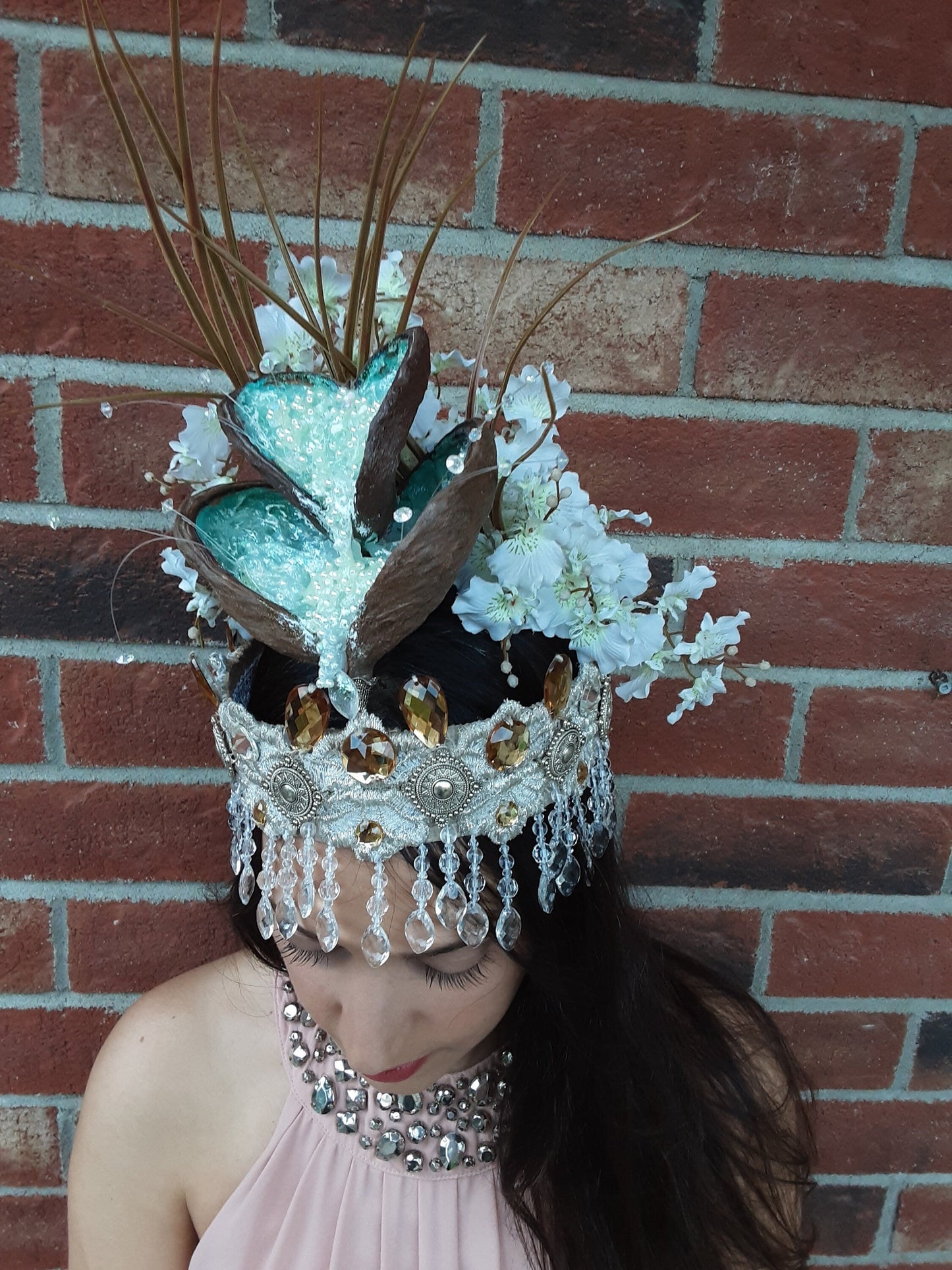 The Cascade Shell Crown