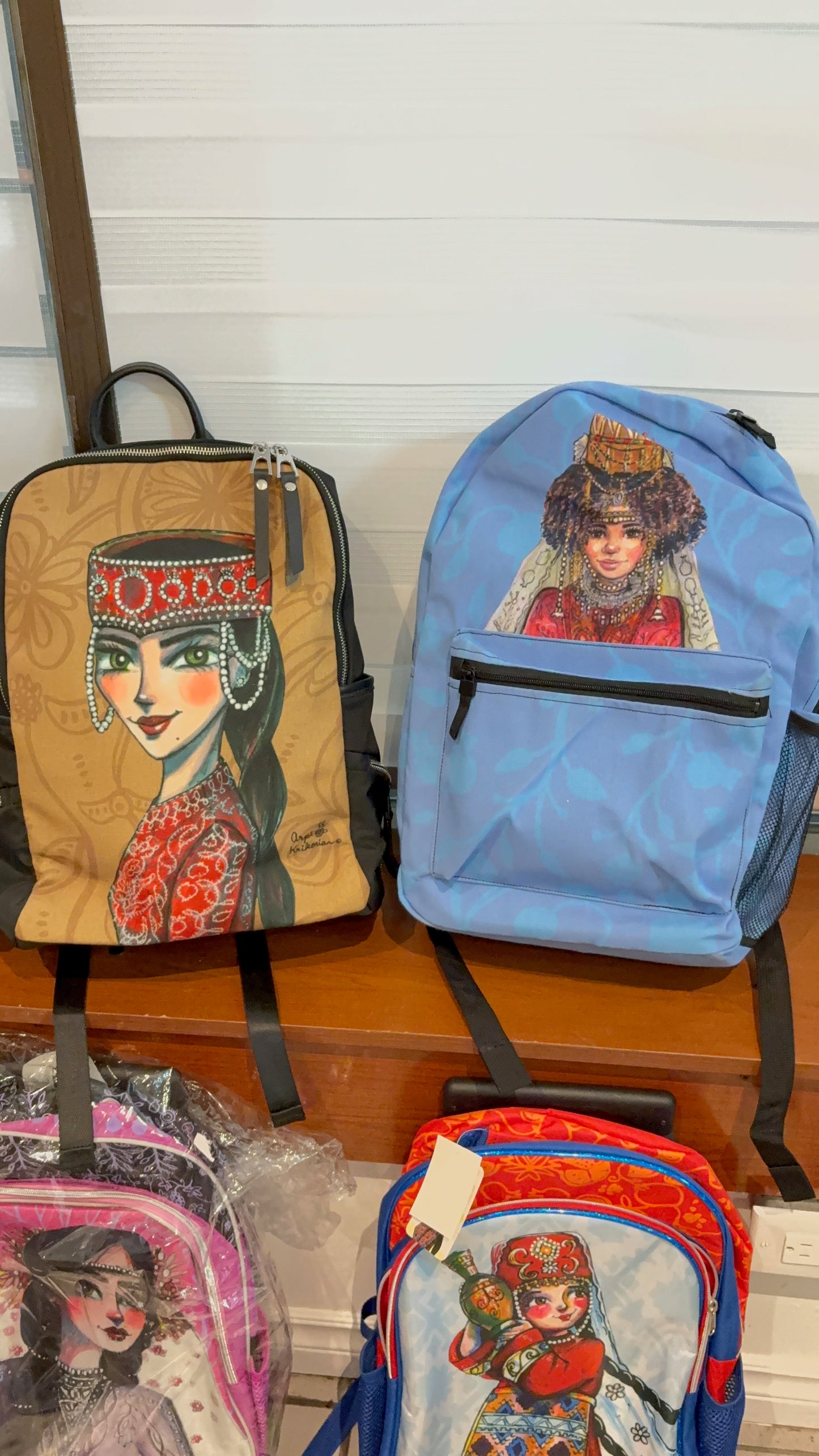 Ashkhen Backpack