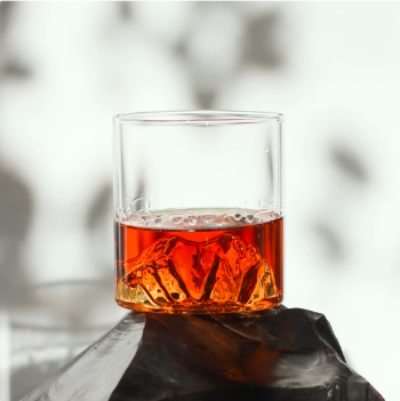 Khustup Gagat Glass